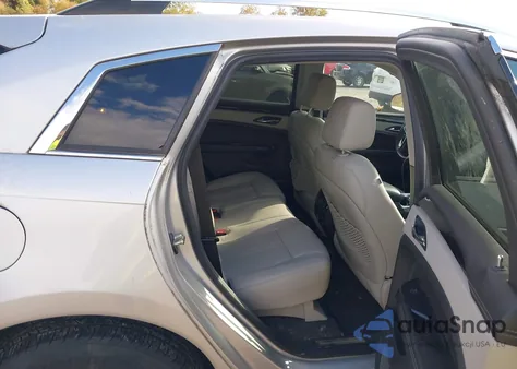 2014 Cadillac Srx Luxury Collection z USA, uszkodzony, nr VIN 3GYFNEE35ES664073